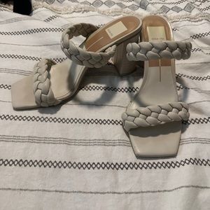 Dolce Vita Paily 8.5 W Ivory. Worn couple of items some slight marks